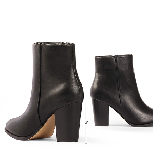 Dream Pairs Black Pointed Toe Faux
Leather Anita Boots Size 6.5 - Picture 4 of 7